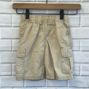 🐛The Children’s Place🐛 Khaki Cargo Shorts